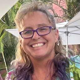 Beth Hooper
